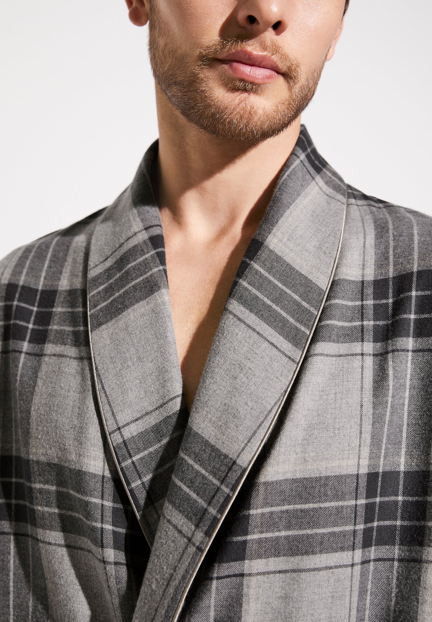 Cozy Flannel | Morgenmantel lang - grey check – Bild 3
