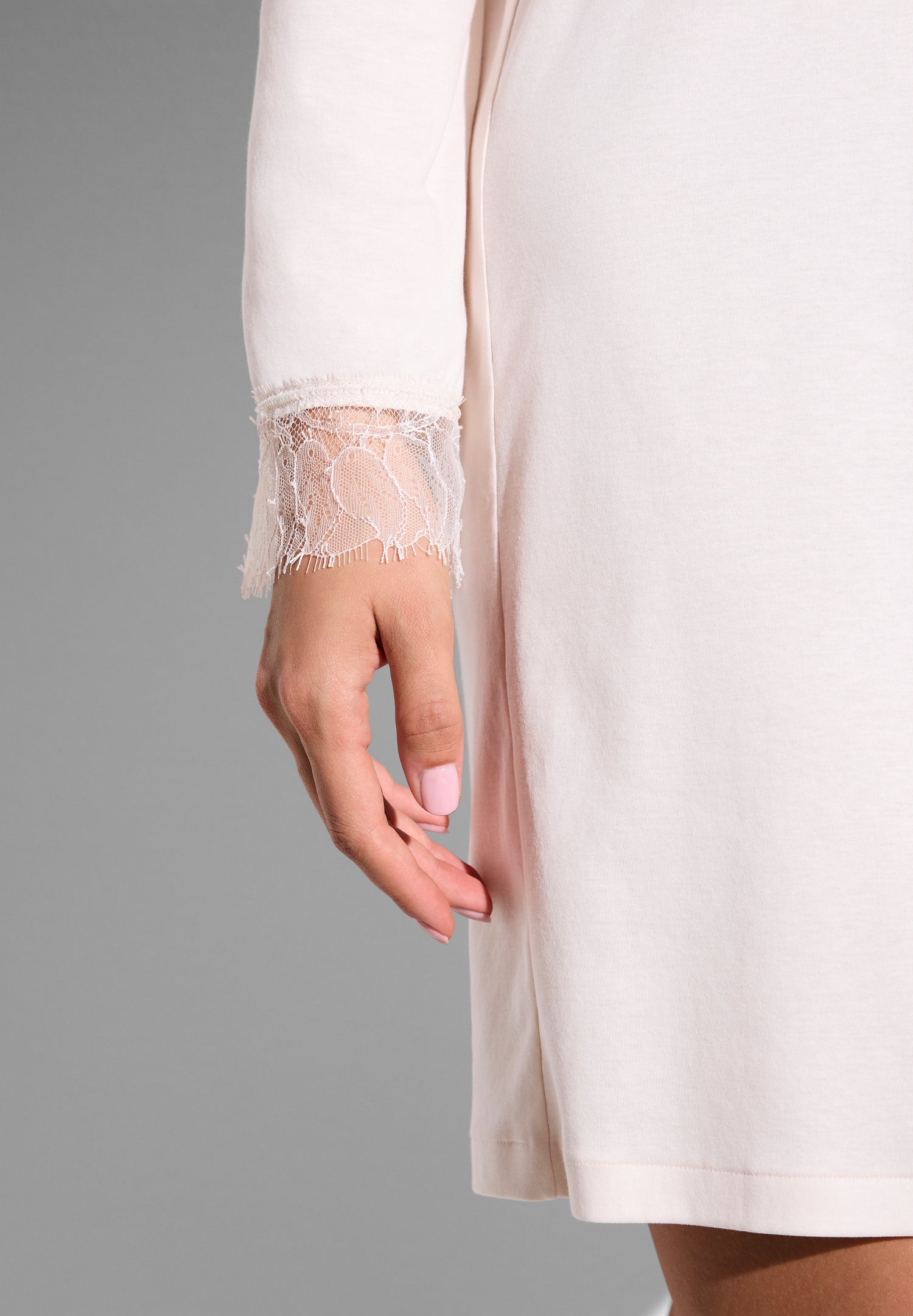 Sea Island | Sleepshirt Long Sleeve - light apricot - Image 2